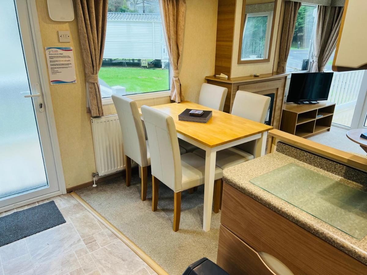 2 Bedroom Caravan Lg13, Shanklin, Isle Of Wight Eksteriør bilde
