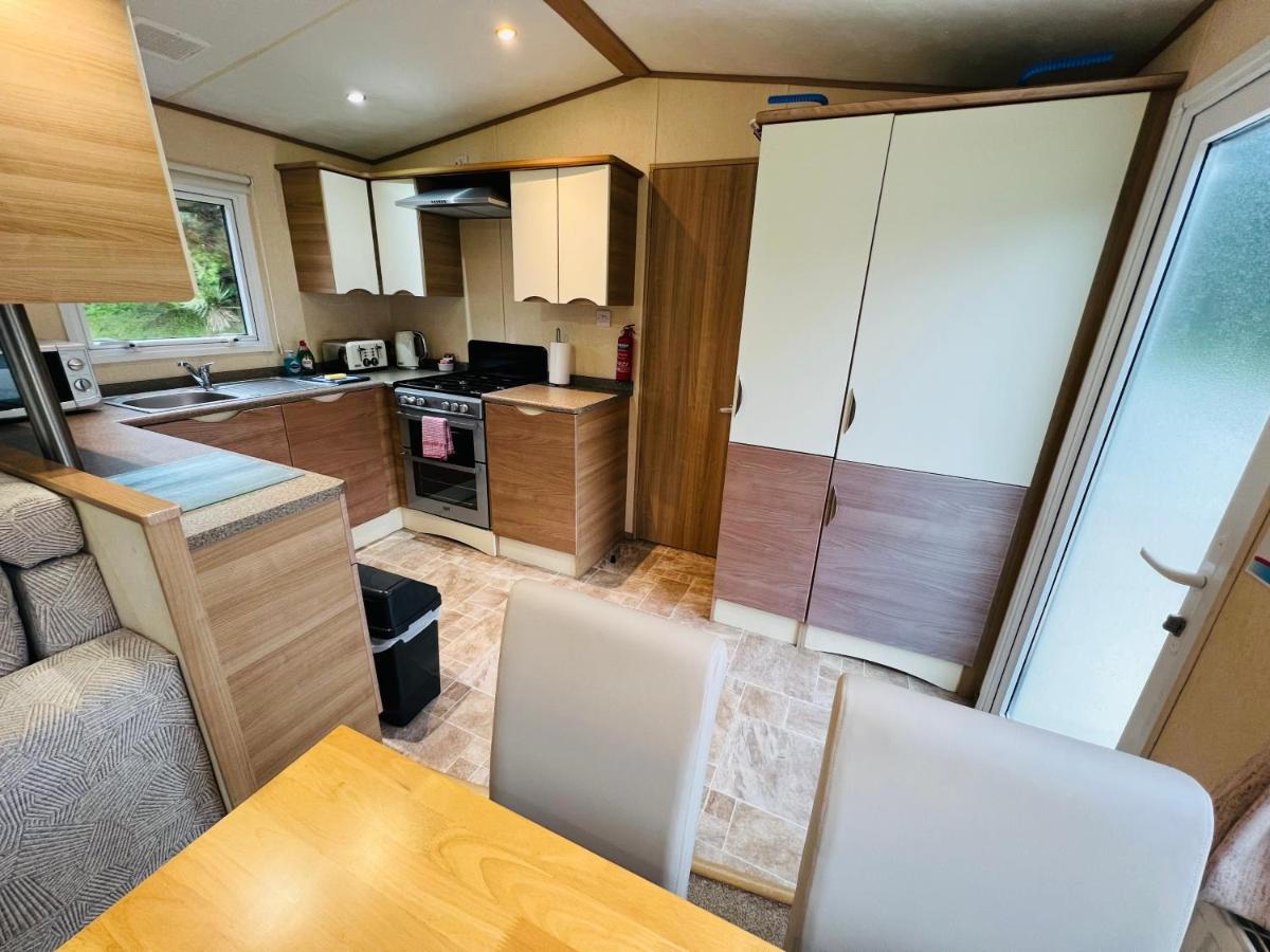 2 Bedroom Caravan Lg13, Shanklin, Isle Of Wight Eksteriør bilde